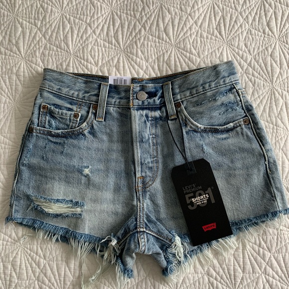Levi’s 501 Original Shorts Distressed - Picture 4 of 6